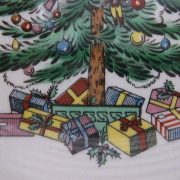 Spode England Christmas Tree Small Plate – Festive Classic! - Picture 6 of 8